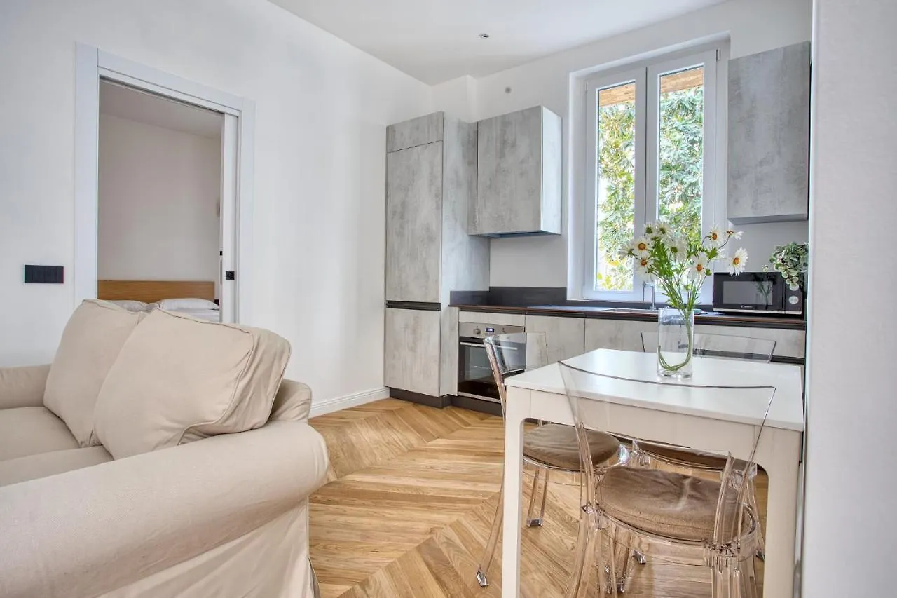 Joivy Stunning Flat With Balcony Apartment Milan 0*,  Italy