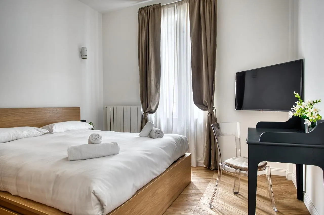 Joivy Stunning Flat With Balcony Apartment Milan