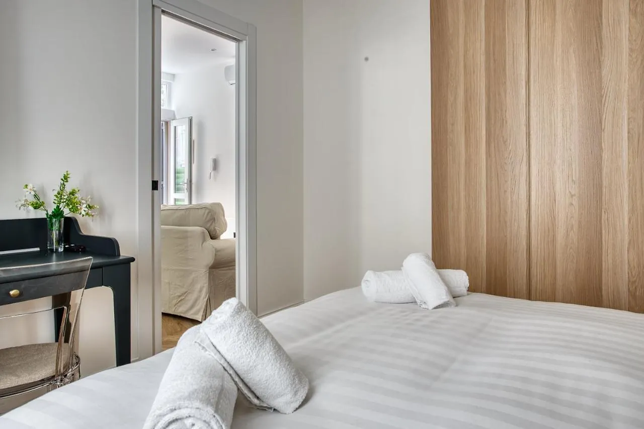 Joivy Stunning Flat With Balcony Apartment Milan